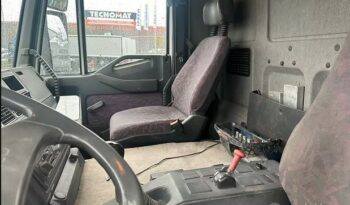 
										Iveco 3 assi ribaltabile con gru full									