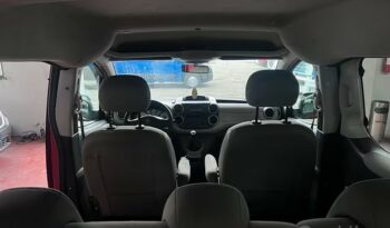
										Peugeot partner 5 posti full									