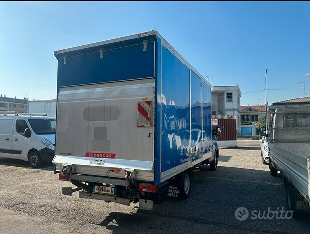 
								Iveco daily cassonato con sponda euro 6 full									